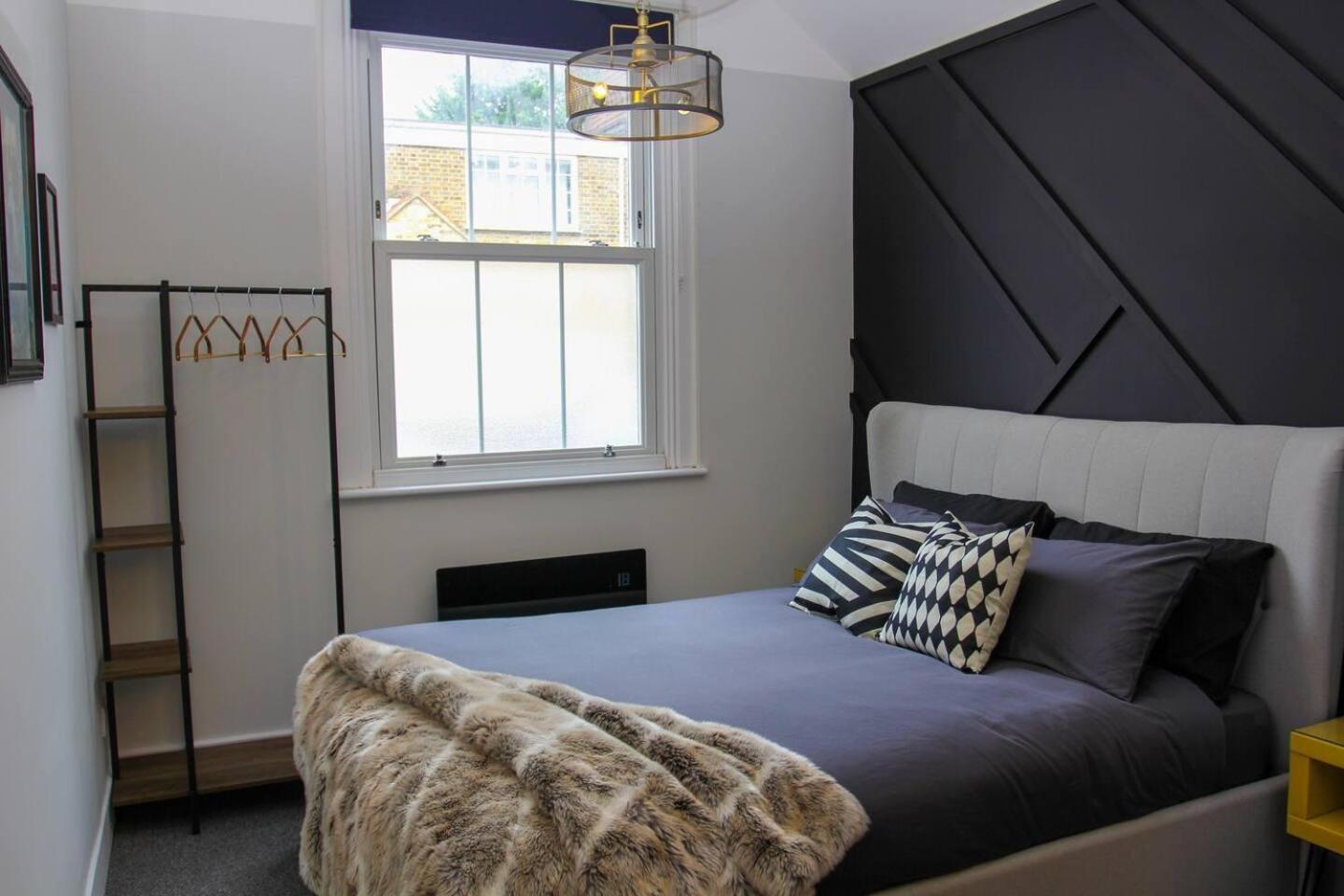 Studio-Sleeps 4-10 Min H Potter-17 Min London واتفورد المظهر الخارجي الصورة